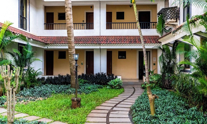 Arpora Cama Y Desayuno | Goan Hideaway - Water