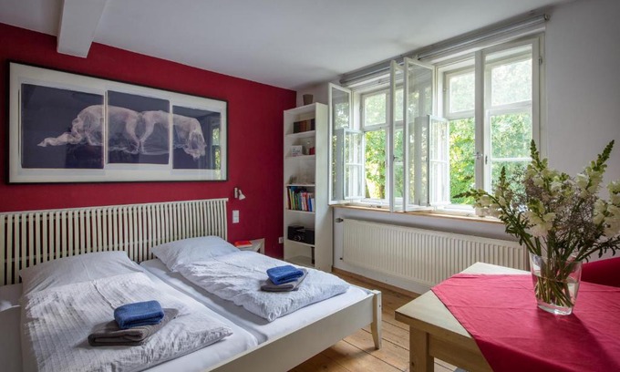 Weimar Apartamento | "goethezimmer" Ferienwohnung und Zimmer am Burgplatz