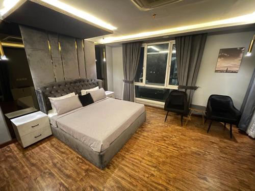 Lahore Apartamento | Gold Crest Air Reside Hotel Apartments DHA Lahore
