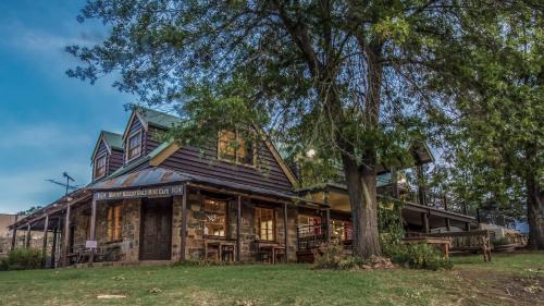Nundle Casa | Gold Mine Guest House and Cafe
