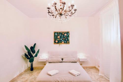 San Giovanni Apartamento | Golden Luxury Home - San Giovanni - 10 min to Basilica of San Giovanni - 25 min to Colosseum