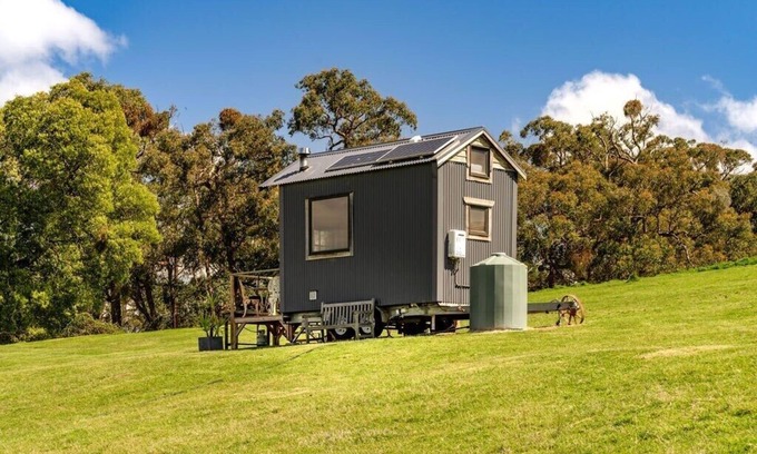 Ross Creek Casa | Golden Plains by Tiny Away