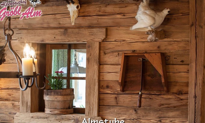 Mittenwald Apartamento | "Goldenes Landl" holiday home /5 bedrooms /5x shower, toilet - Gröbl-Alm, alpine inn /hotel