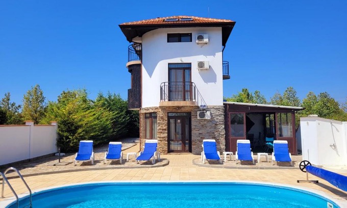 Balchik Villa | Golf House Paradise