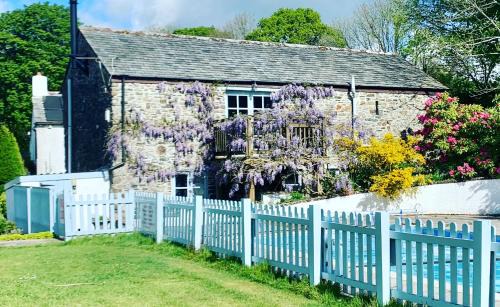 Trewen Casa | Goodrevy Barn