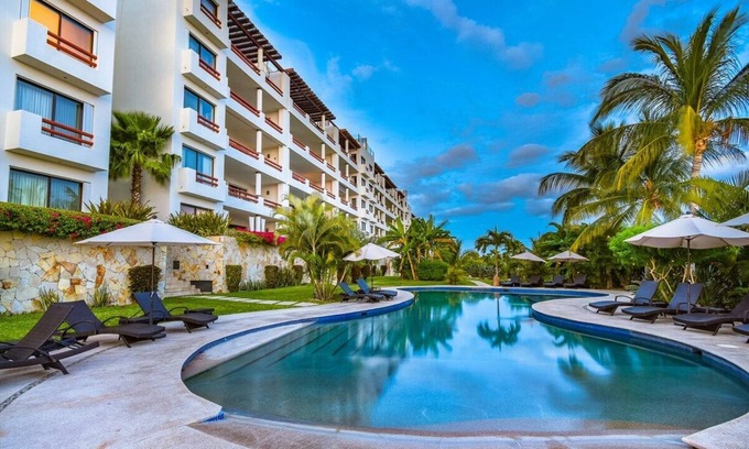 Centro de San José del Cabo Condominio | Master Suite 3BD / 3BTH con increíble vista de la bahía de San José del Cabo