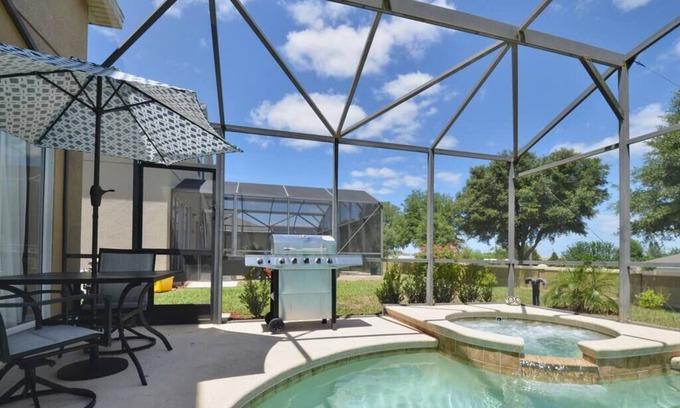 Marbella Casa | Gorgeous 5 Bdr~ Private Pool at Davenport