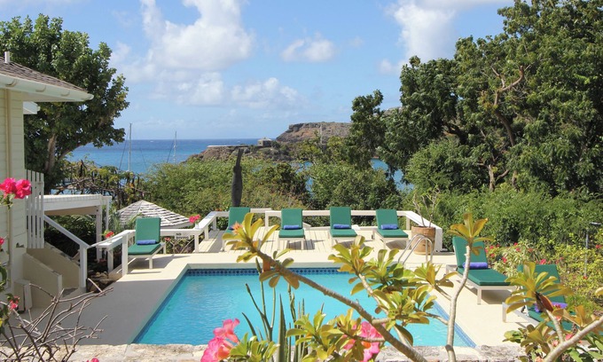 English Harbour Casa | Gorgeous 5 Bedroom House with Pool on Beach in English Harbour