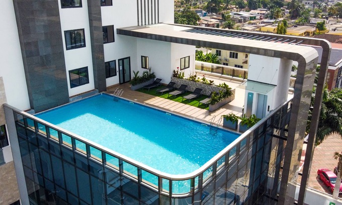 Dzorwulu Apartamento | Gorgeous Apartment in a quiet Airport Residential Apartment by Kozo Restaurant.