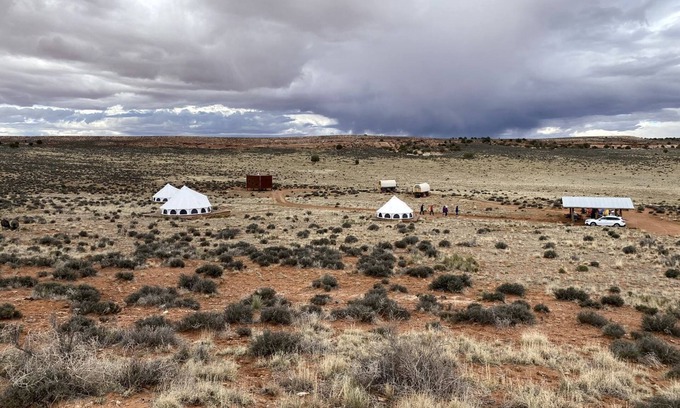 Page Alquiler De RV | Gorgeous Bell Tent Perfect for a Glamping Getaway near Grand Canyon National Park, Arizona