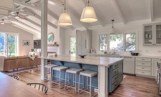 Carmel Valley Casa | Gorgeous Carmel Valley Home with views - perfect for gathering family/friends