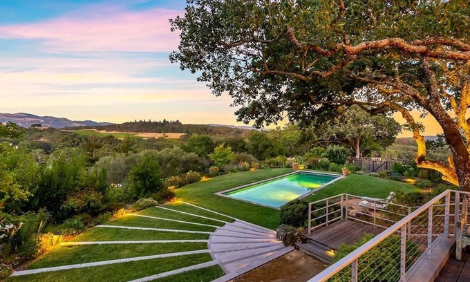 Kenwood Casa | Gorgeous hilltop estate with heated pool in Kenwood