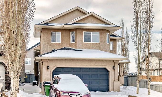 Northwest Edmonton Casa | Gorgeous home in Newcastle; close to many amenities