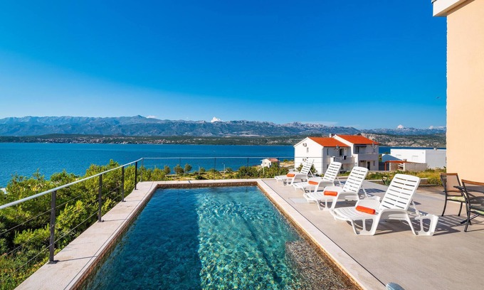 Novigrad Casa | Preciosa casa en Novigrad con WiFi