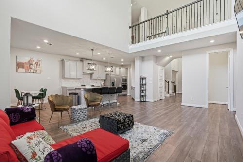 Montgomery Casa | Gorgeous Lake Conroe Home, Affordable Nightly Rent