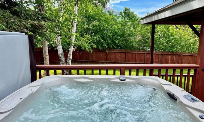 Eagle River Casa | Gorgeous Mountain Views, peaceful retreat with Hot Tub, Fenced Yard & Huge Deck!