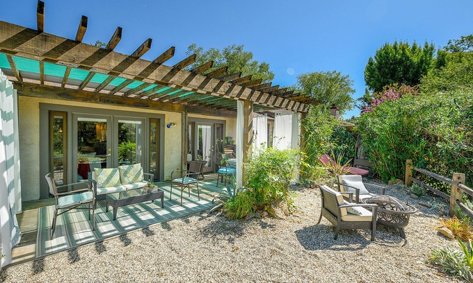 St. Helena Condominio | Precioso y espacioso apartamento de 3 habitaciones con baño en suite con un enorme patio al aire libre
