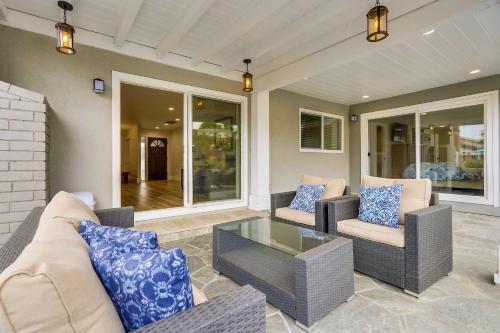 Orange Casa | Gorgeous Upgraded 5 Bedroom & 4 Bath Home with Jacuzzi