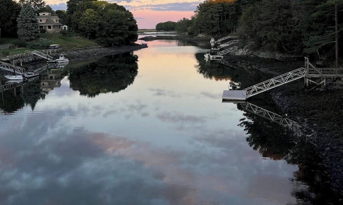 Kittery Point Casa | The ocean awaits you - Gerrish Island, Kittery Point 🌊☀️ Walk to a private beach!