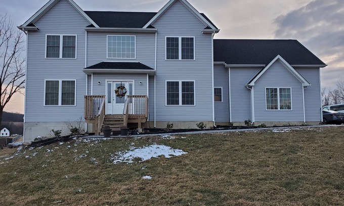 Goshen Casa | Goshen Farm House Legoland NY