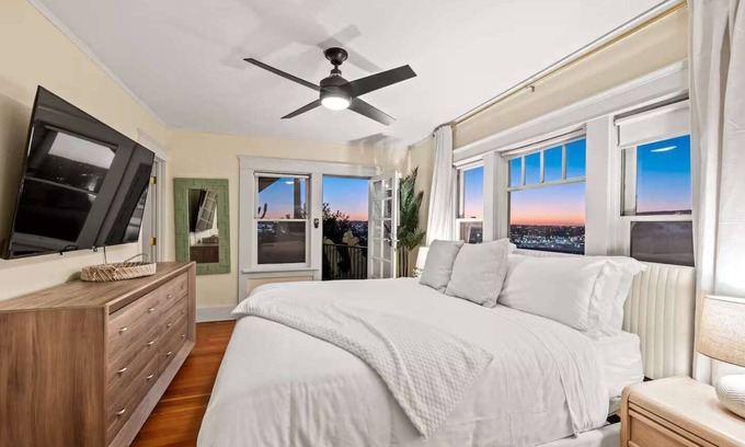 Old Town Casa | Grand 7BR Villa | Luxury Living Stunning Views
