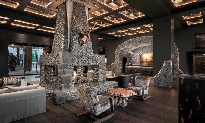 Greenville Downtown Hotel | Grand Bohemian Lodge Greenville, Autograph Collection