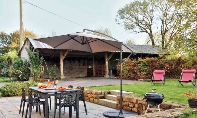 Quemeneven Casa | Grand gite avec spa intérieur