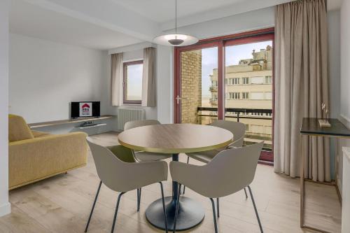 Oostduinkerke-Bad Apartamento | Grand Hotel A4-I