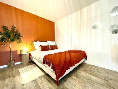 Oyonnax Apartamento | Grand Studio Chez Soi - Queen size bed - Terrasse