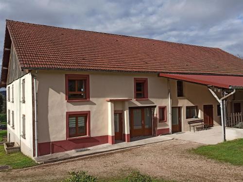 Champ-le-Duc Casa | Grande Maison pour 10 Pers. avec Jardin, Terrasse, BBQ, Près de Bruyères et Gérardmer - FR-1-589-335