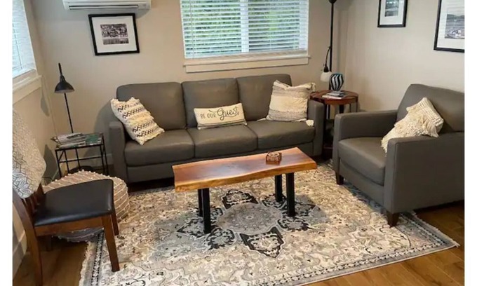 Gig Harbor Apartamento | Grandview Guest Suite Downtown Gig Harbor