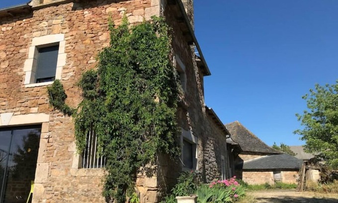 Mondalazac Casa | Grange Reformée en Pleine Nature