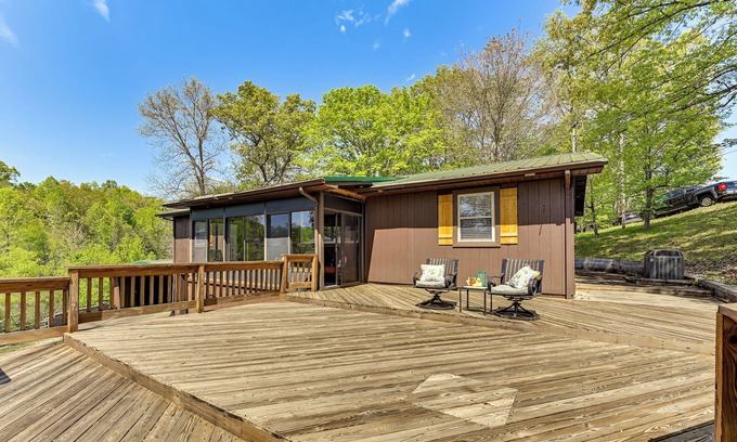 Gray Casa | Gray Vacation Rental w/ Deck + Pond Access!