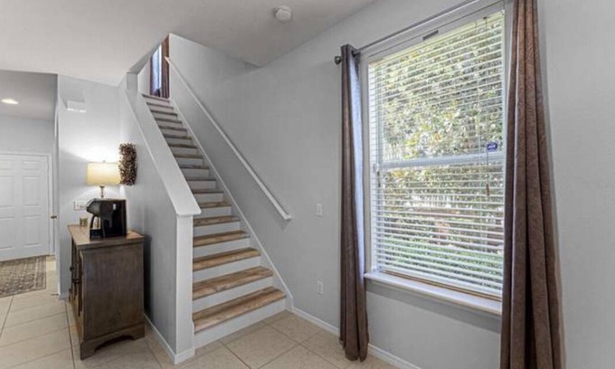 Casselberry Casa | Great family neighborhood. Close to theme parks! Pet friendly, sleeps 6.