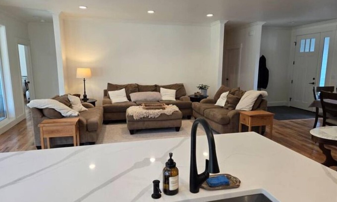 Port Angeles East Casa | Great Hosting Home next to Olympic National Park