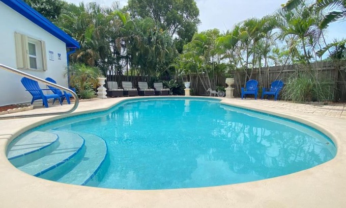 Fort Lauderdale Casa | Great location Pool home w Pool table 5br