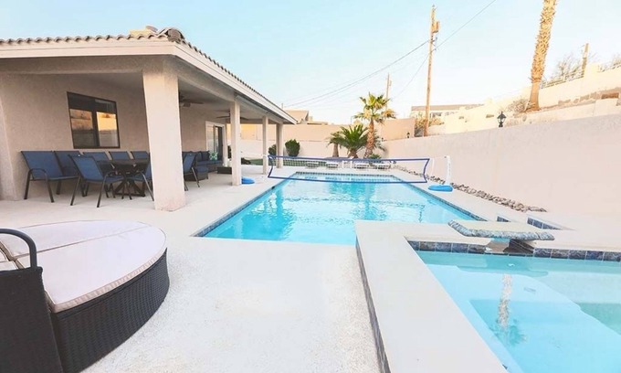 Lake Havasu City Casa | Great Location, Heated Pool, Spa, Game RM, Mini Golf, Boat Pkg – Relax & Enjoy