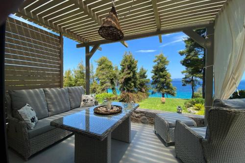 Achinos Apartamento | Green and Blue View