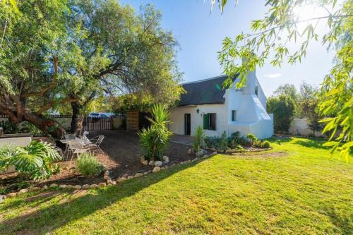 McGregor Casa | Green Door Cottage
