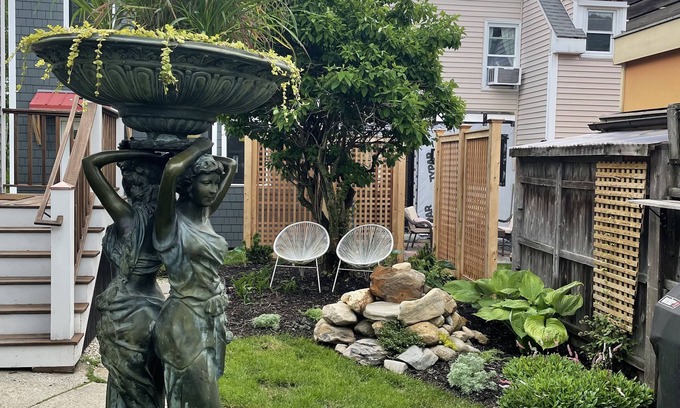 Munjoy Hill Casa | Green Goddess - Single family - Munjoy Hill