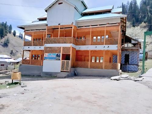 Azad Kashmir Casa | Green Land Guest House