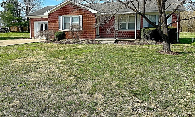 Campbellsville Casa | Green River Lake & Downtown Campbellsville