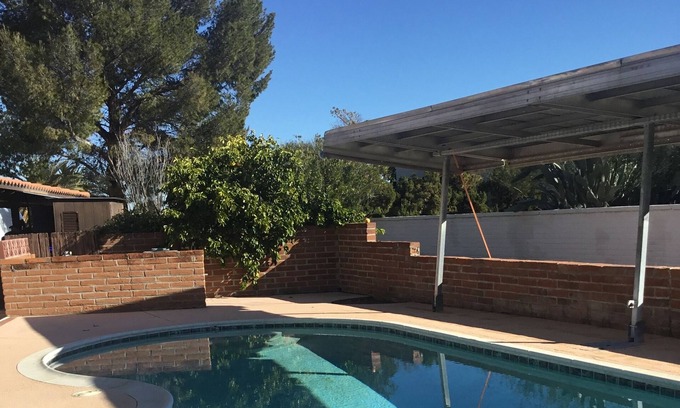 Green Valley Fairways Casa | Campo de golf Green Valley Con vista a las montañas de Santa Rita