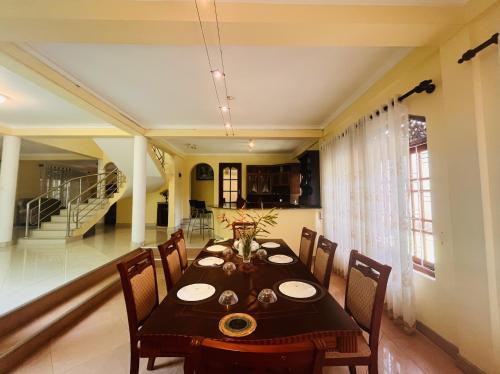 Harispattuwa Cama Y Desayuno | Greenbell villa