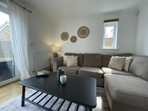 Ashford Casa | Greenfields House Ashford