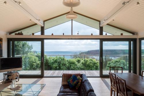 Pembroke Casa | Greenshutters PembrokeshireBeachHouse
