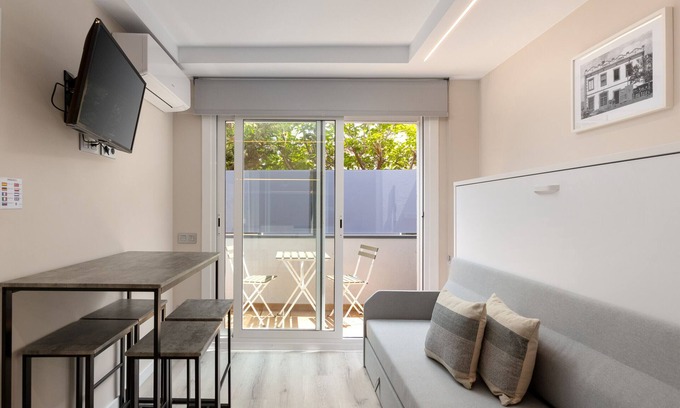 Vilassar de Mar Apartamento | Gregal - Apartahotel con Piscina