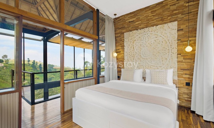 Ciburial Villa | Griya Keraton Villa by Kozystay - Dago