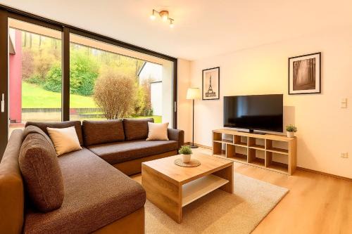 Buschhutten Casa | Großes Ferienhaus in Siegen-Kreuztal auch für Monteure