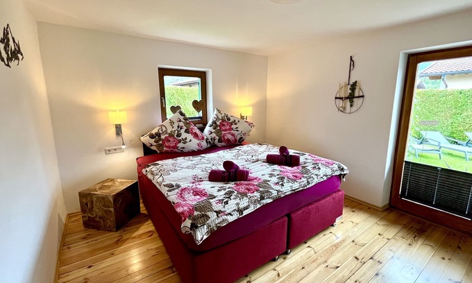 Bischofswiesen Casa | Ground-floor dream home with mountain views & infrared cabin